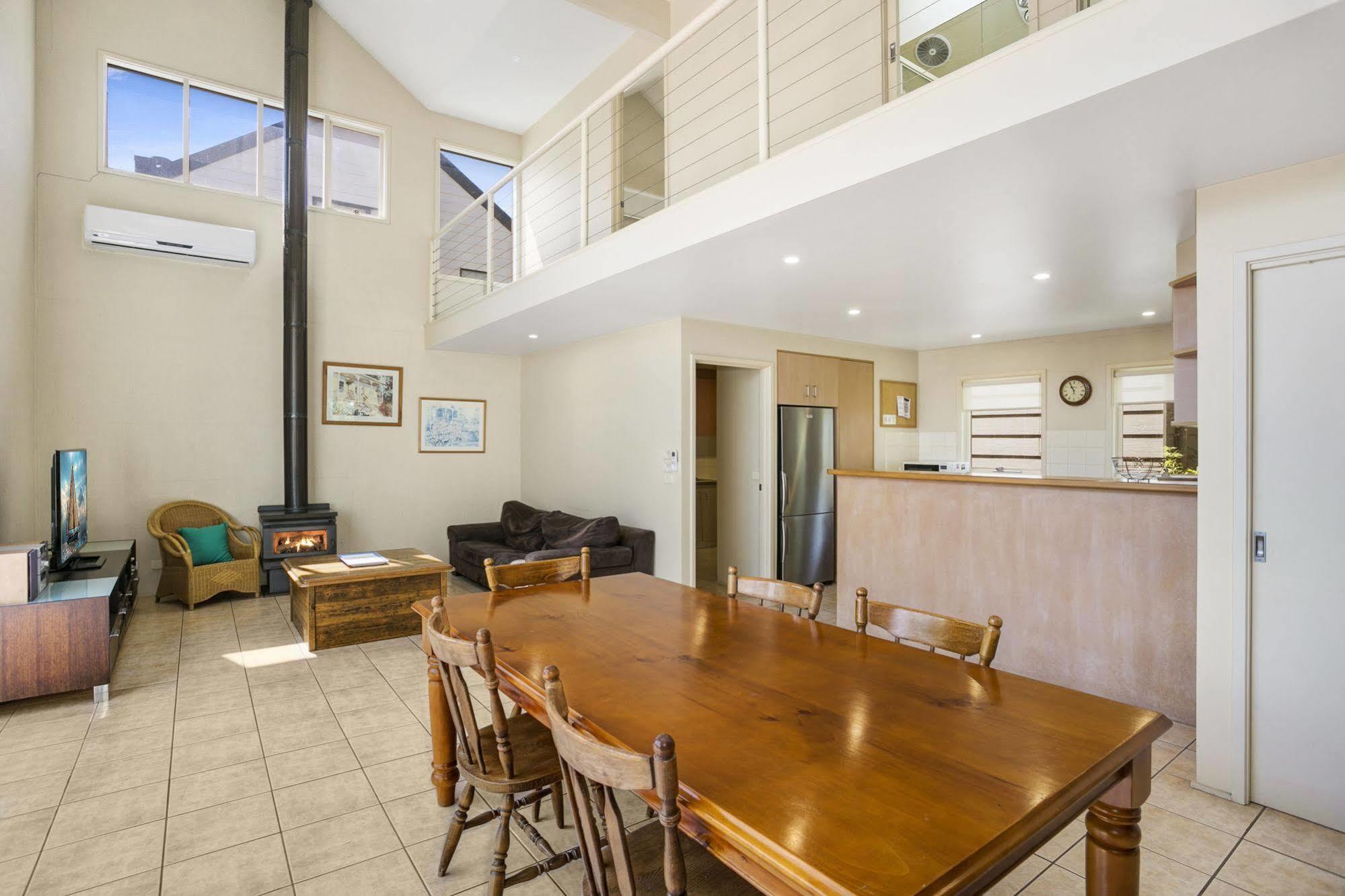 Terrace Lofts Apartments Ocean Grove Exterior photo
