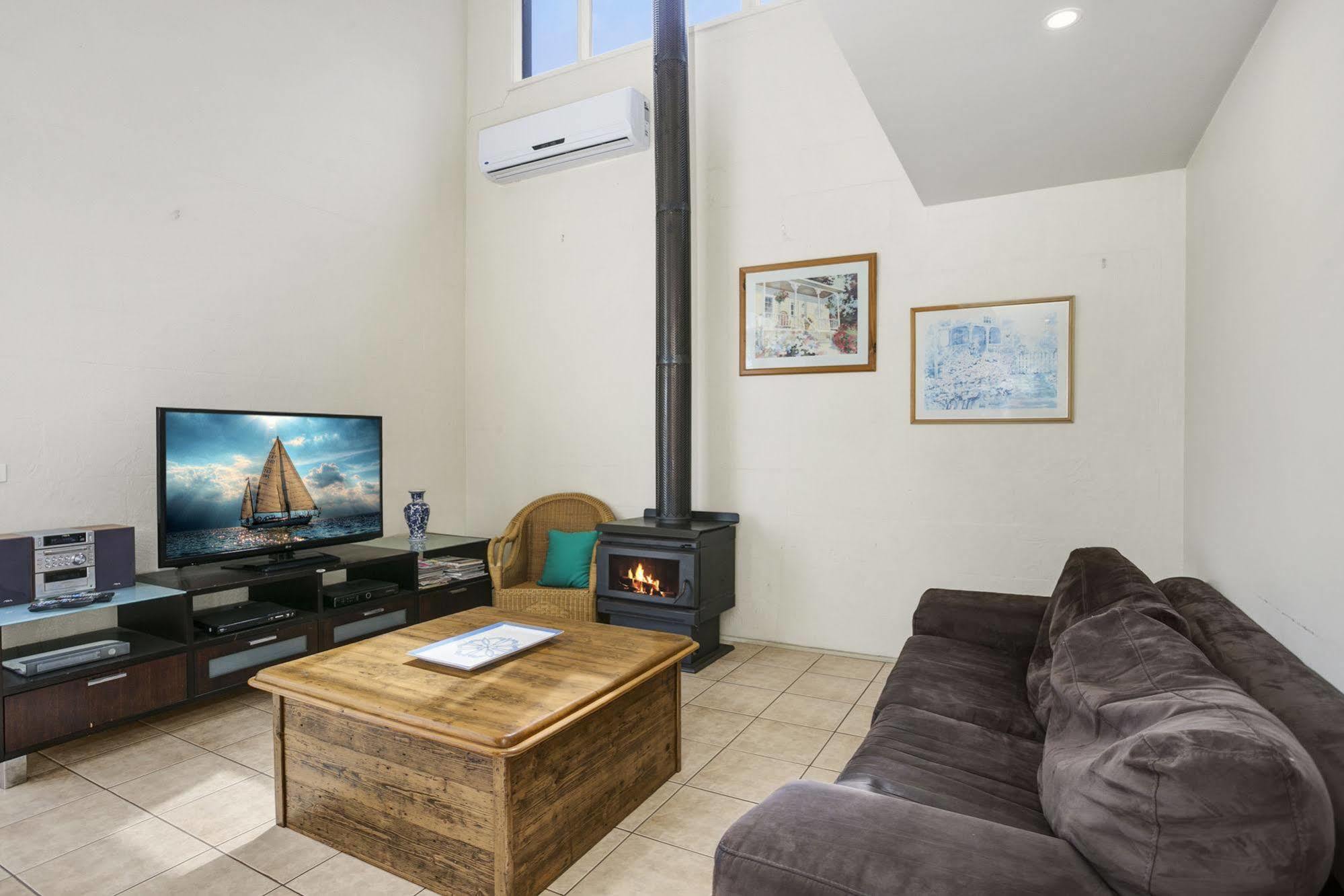 Terrace Lofts Apartments Ocean Grove Exterior photo